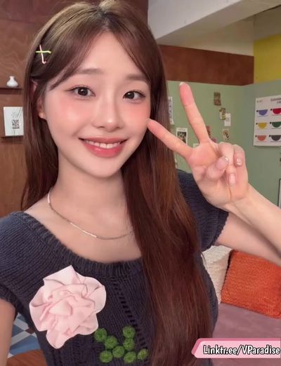 Chuu - pov blowjob