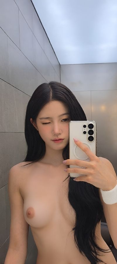 Kazuha - naked