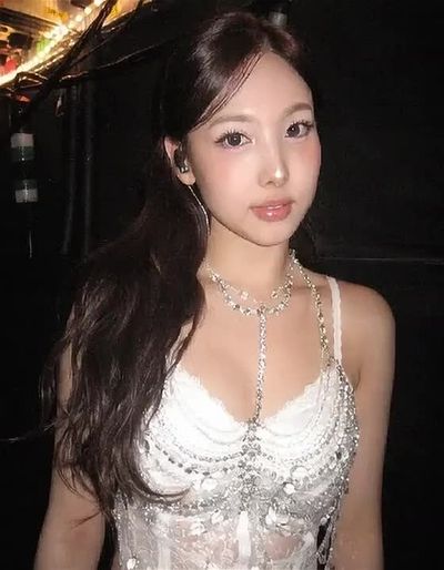 Nayeon - blowjob
