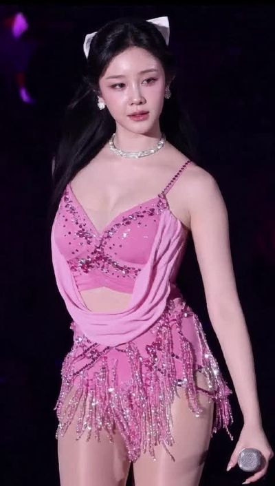 Pharita - shows boobs