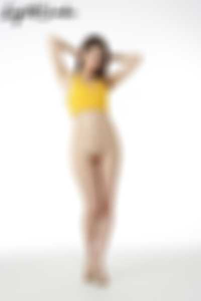 Kang Min Kyung - shows pussy