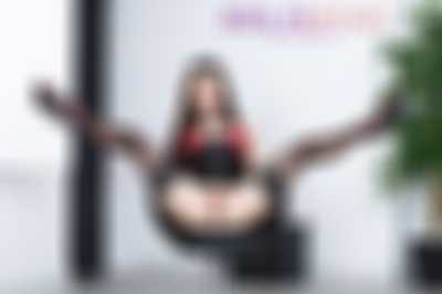 Wonyoung - shows pussy
