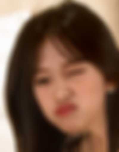 Yujin - 🍔